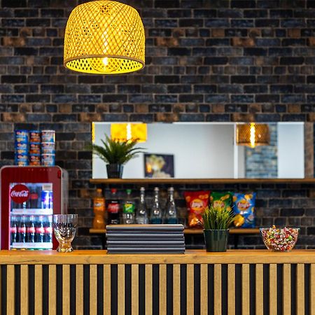 Hotel A4 Wroclaw - Bielany Bielany Wrocławskie Esterno foto